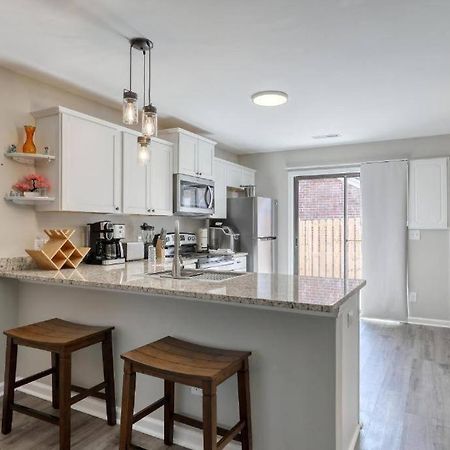 Апартаменты Stylish Haven New Walk To The Ocean Smart Tvs Wifi Миртл-Бич Экстерьер фото